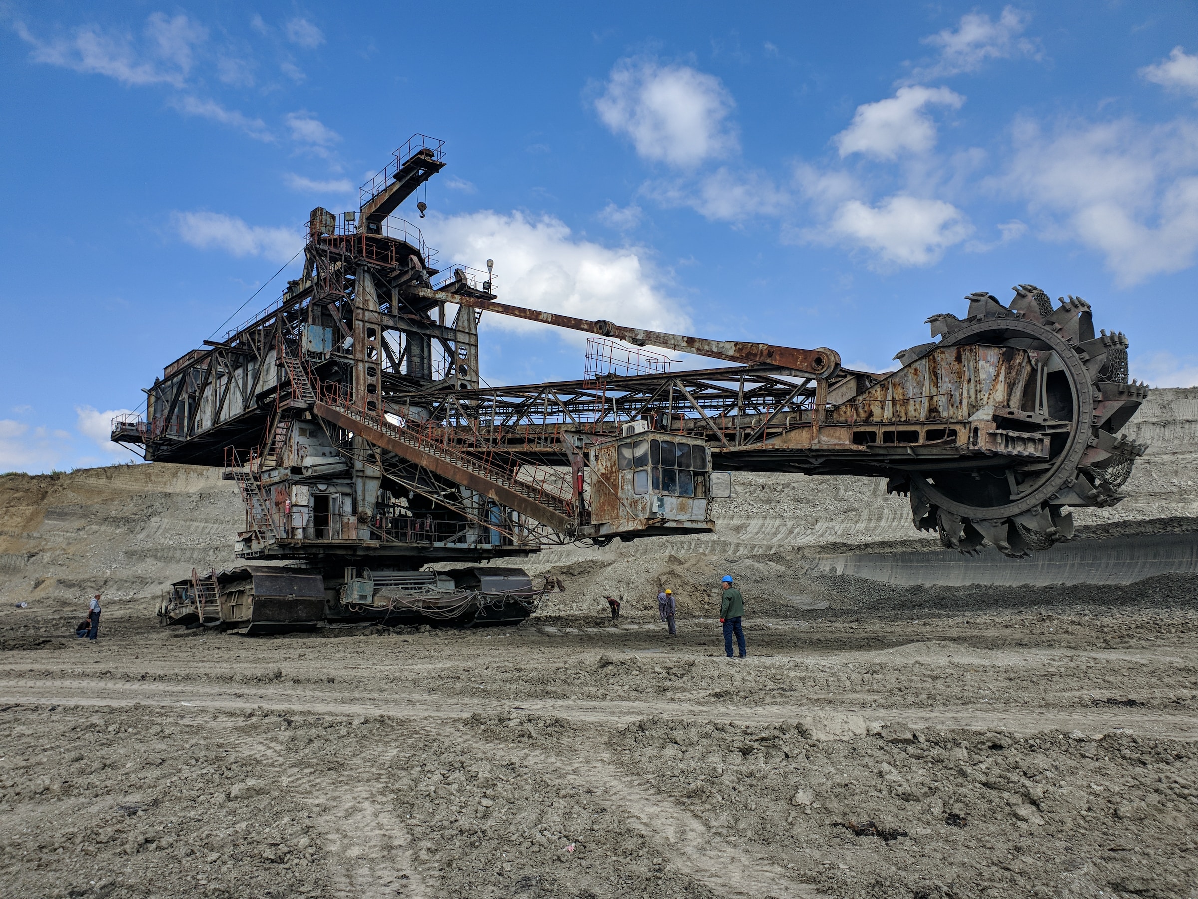 large mining machine
